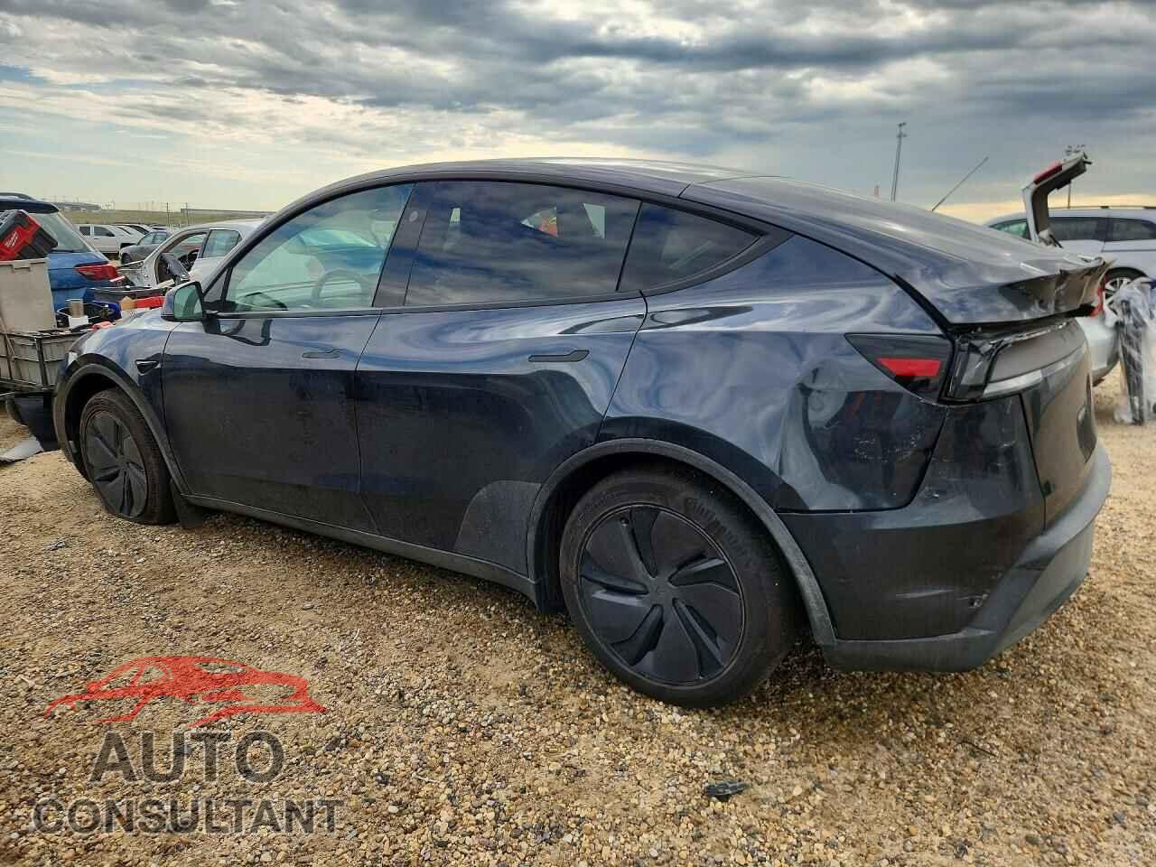 TESLA MODEL Y 2026 - XP7YGDEE2TB828212