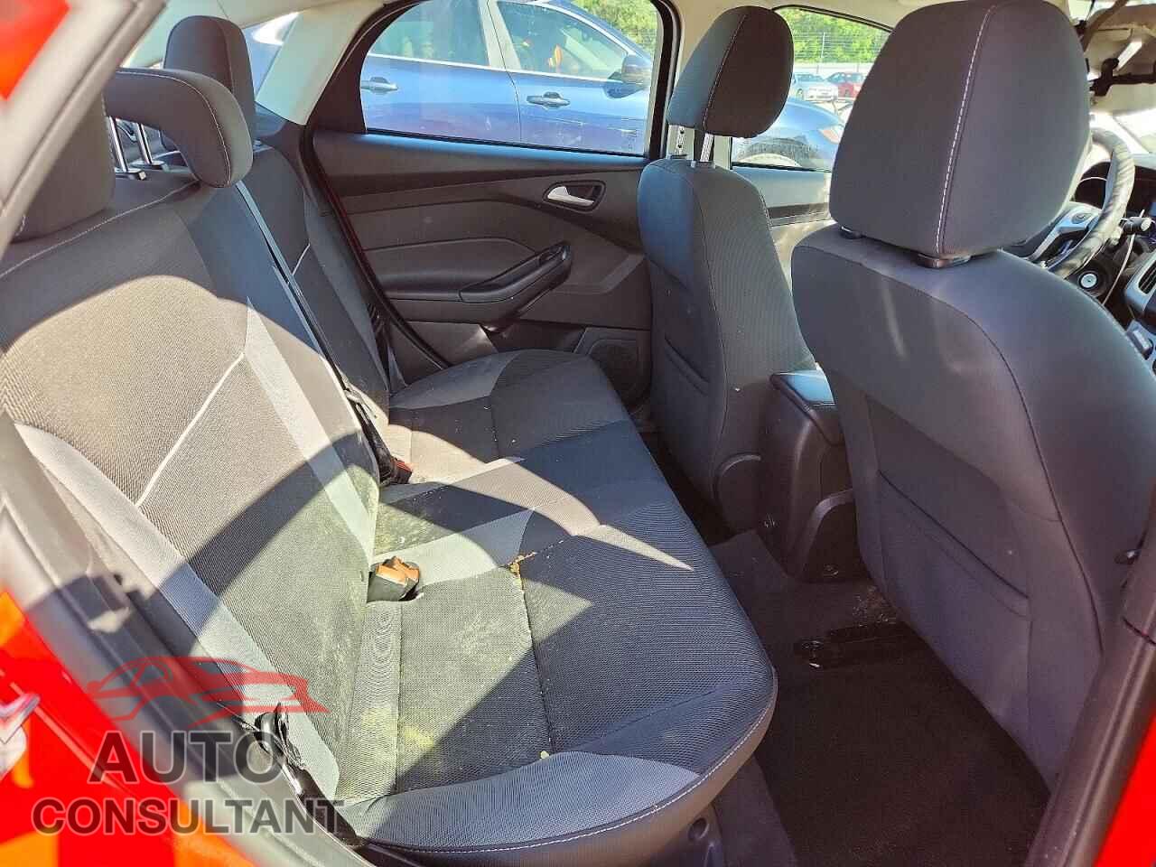 FORD FOCUS 2013 - 1FADP3F20DL375002