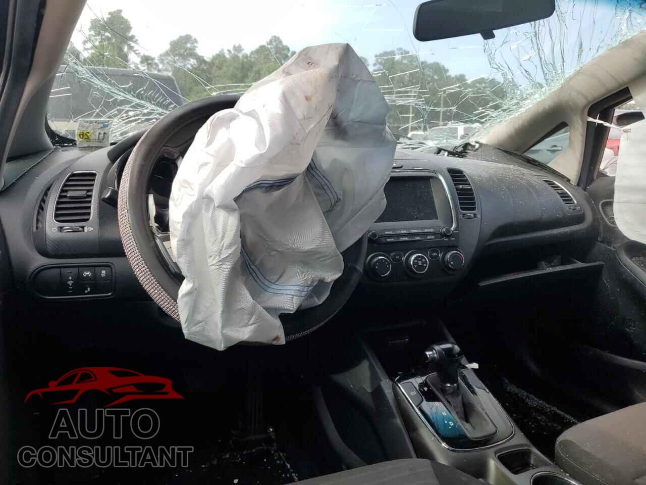 KIA FORTE 2017 - 3KPFL4A78HE040656