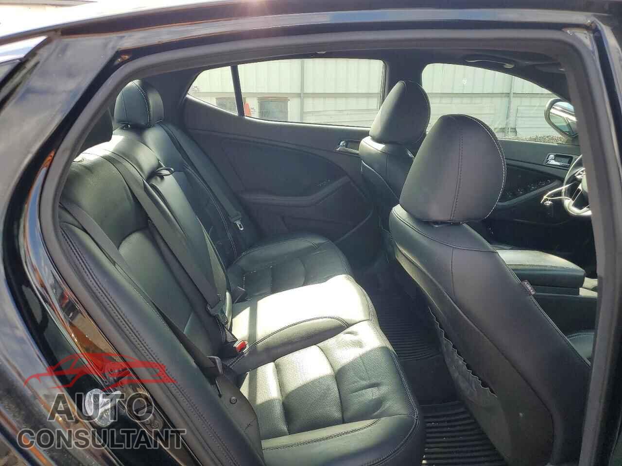 KIA OPTIMA 2013 - 5XXGR4A67DG094235