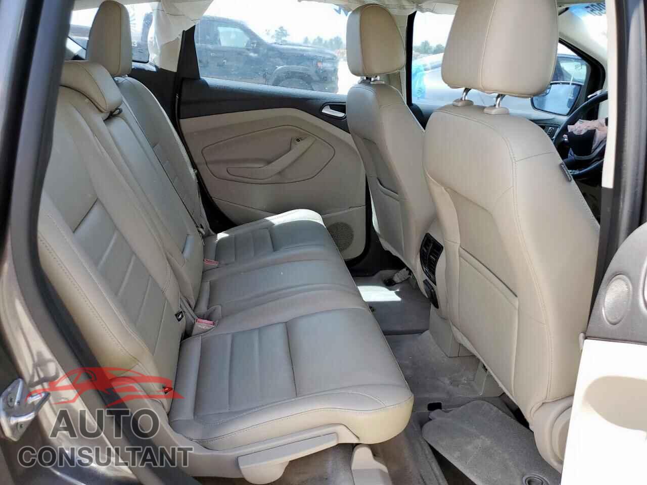 FORD CMAX 2013 - 1FADP5BU2DL545475