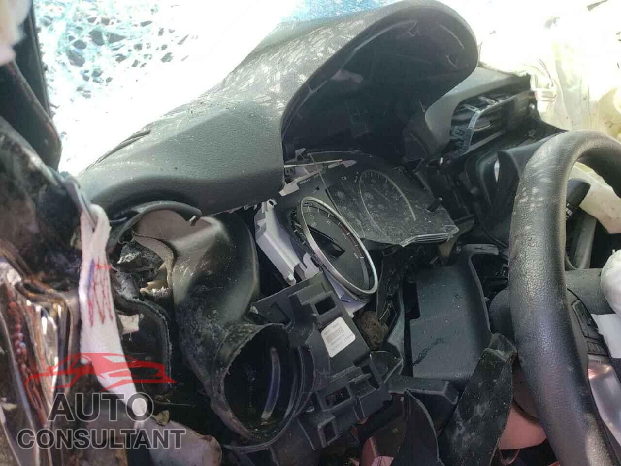 NISSAN VERSA 2020 - 3N1CN8DV1LL805681