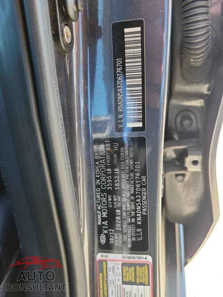 KIA RIO 2013 - KNADN5A37D6176701
