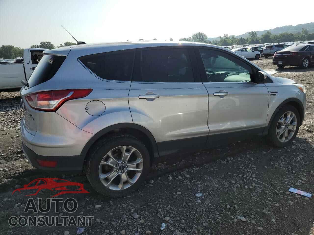 FORD ESCAPE 2013 - 1FMCU0HX4DUB82525