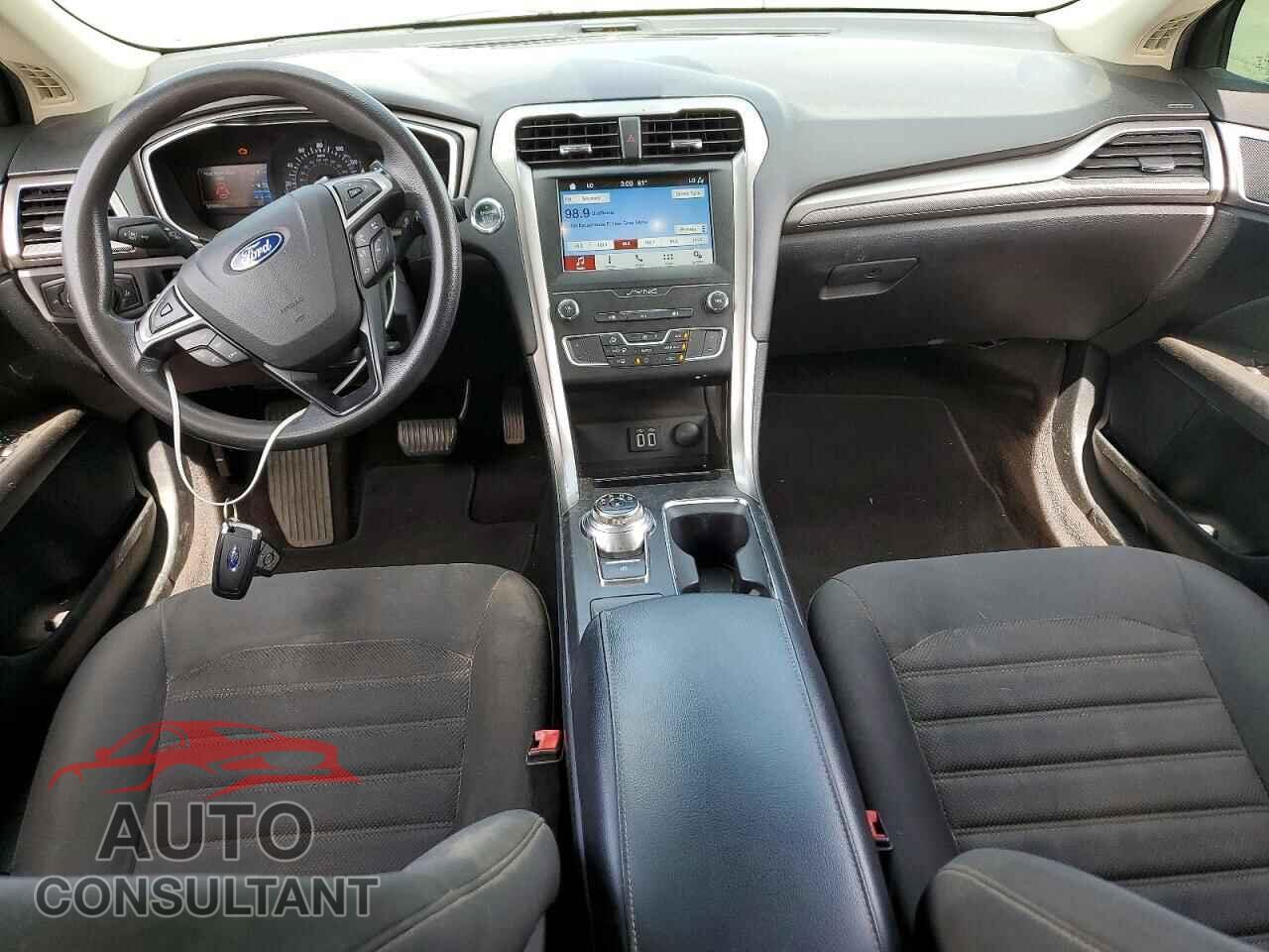 FORD FUSION 2019 - 3FA6P0HDXKR152020