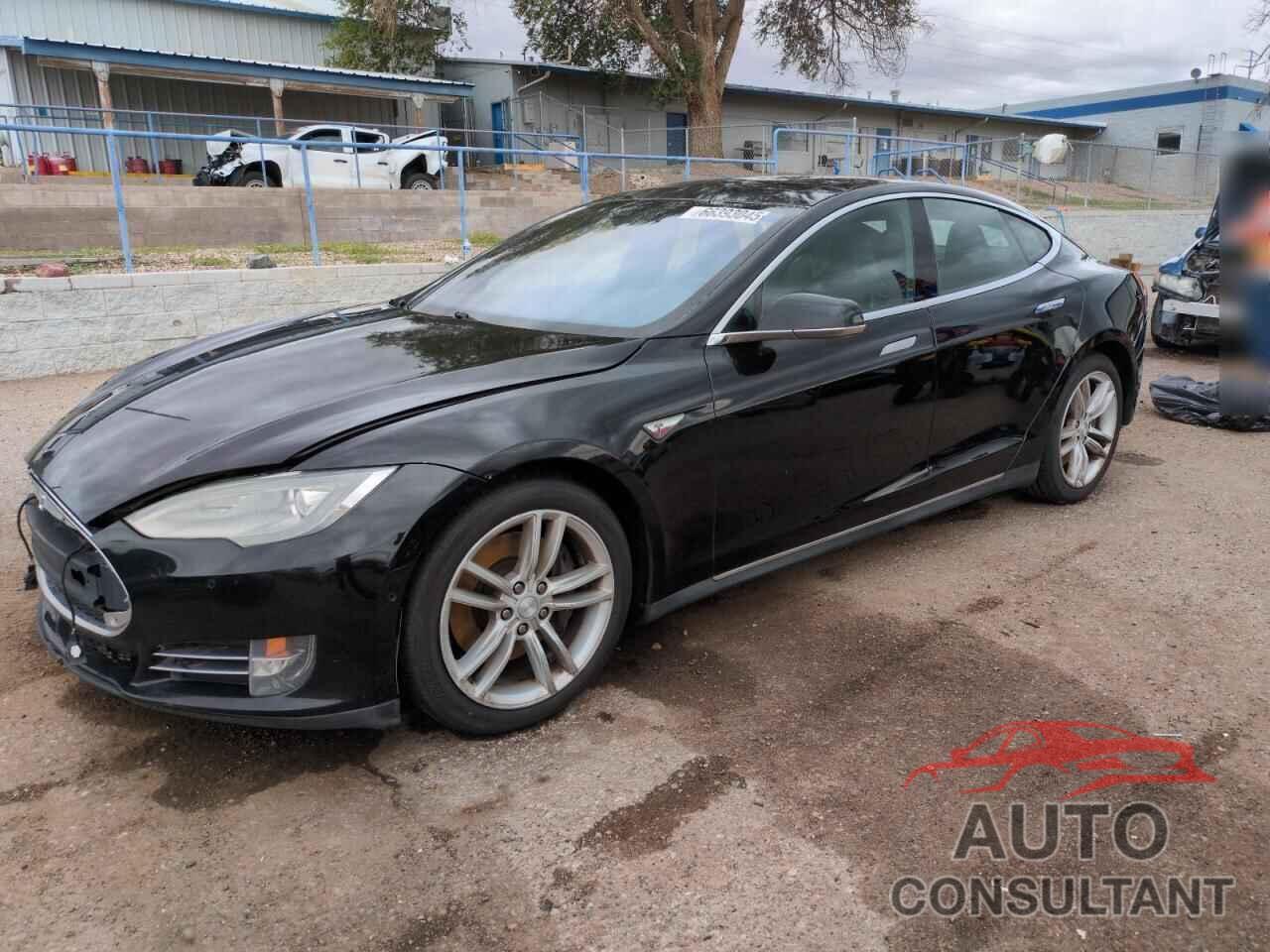 TESLA MODEL S 2015 - 5YJSA1H25FF084019