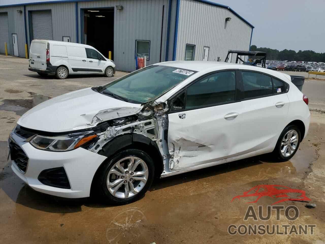 CHEVROLET CRUZE 2019 - 3G1BC6SM2KS608366