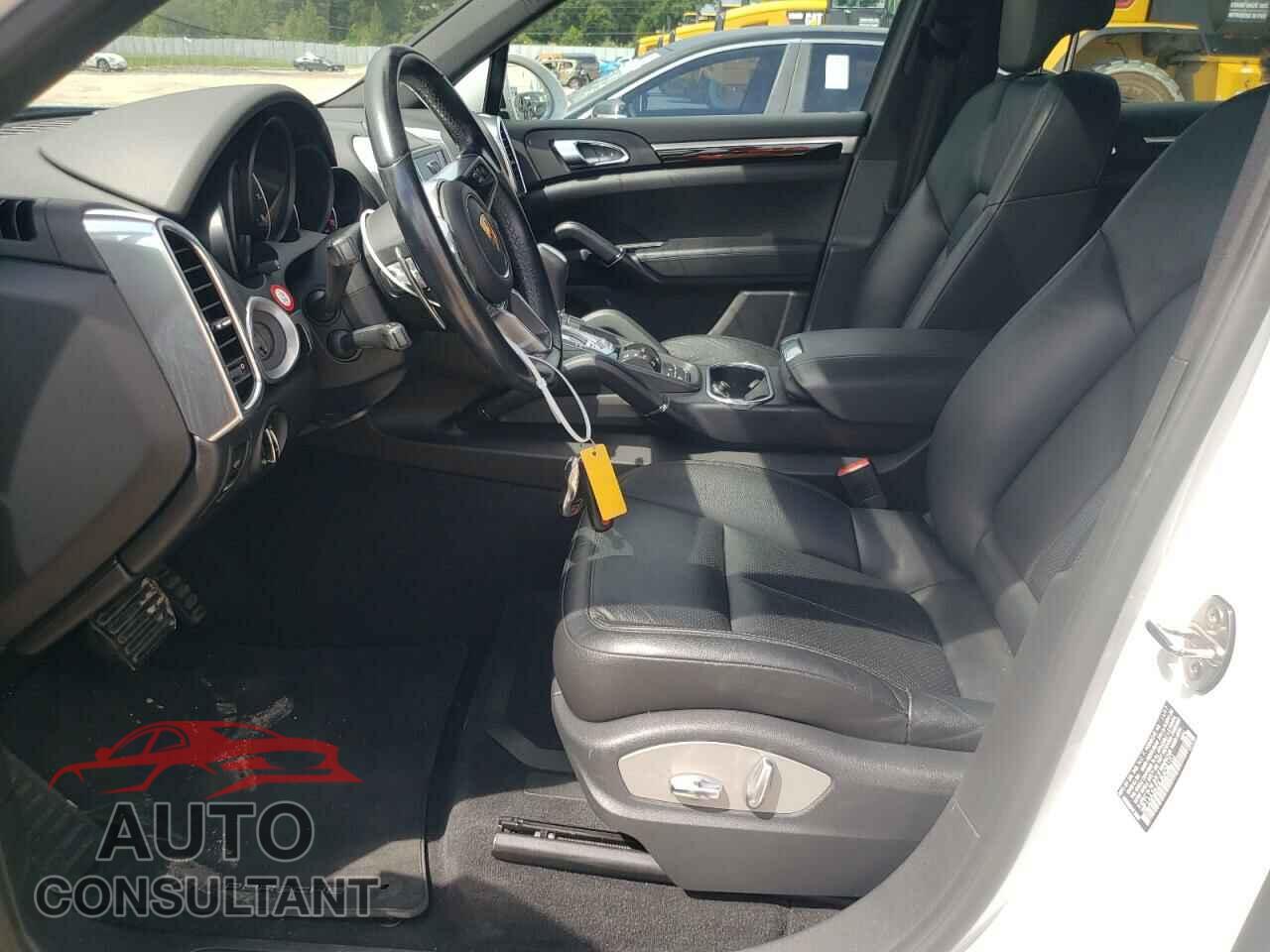 PORSCHE CAYENNE 2018 - WP1AA2A2XJKA06101