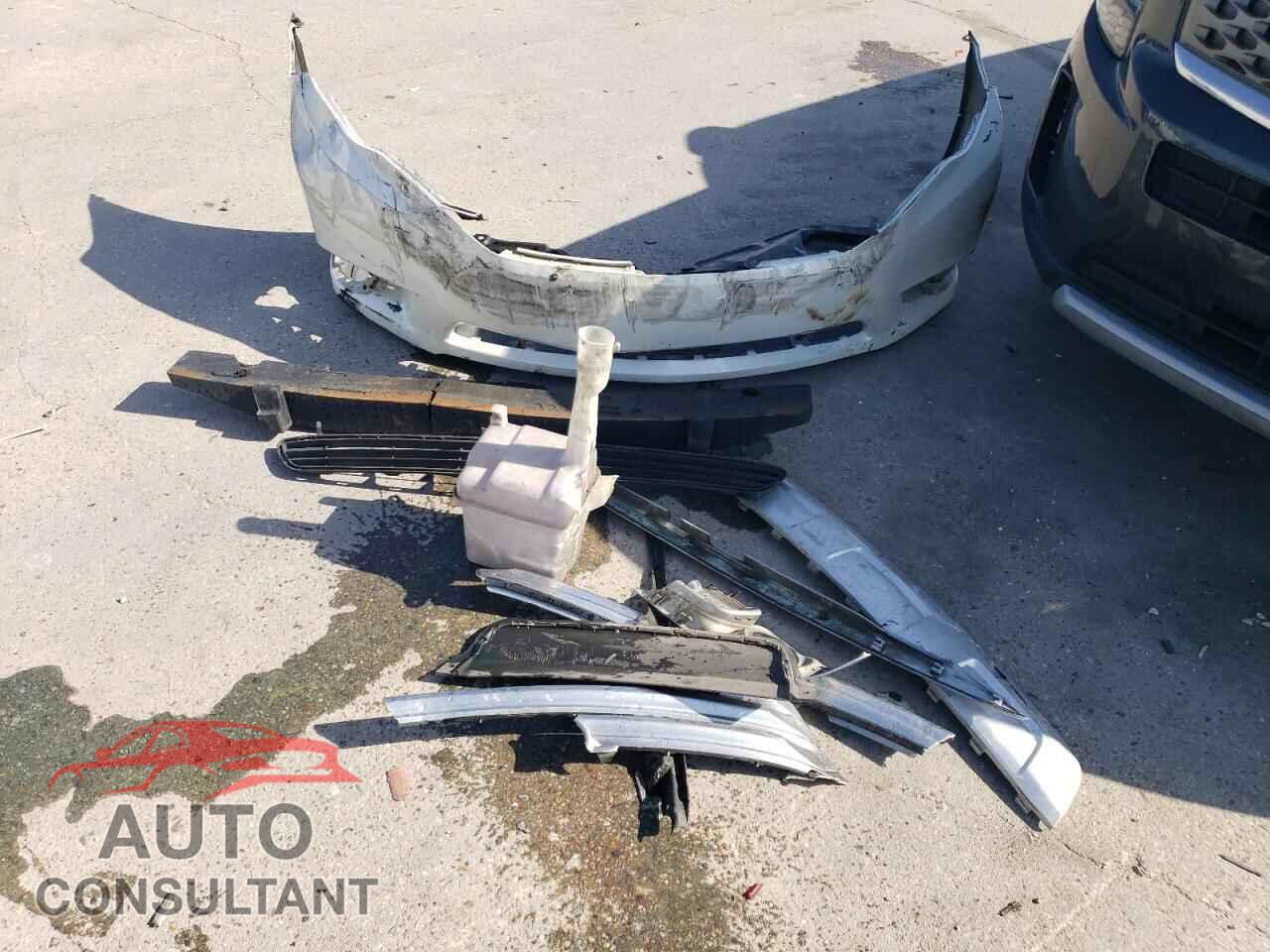 TOYOTA AVALON 2011 - 4T1BK3DB4BU413384