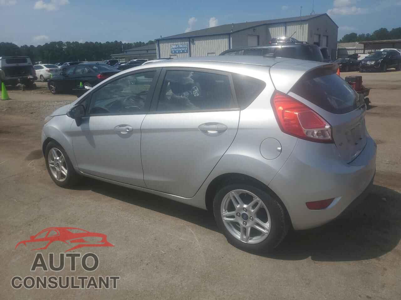 FORD FIESTA 2017 - 3FADP4EJ8HM142665