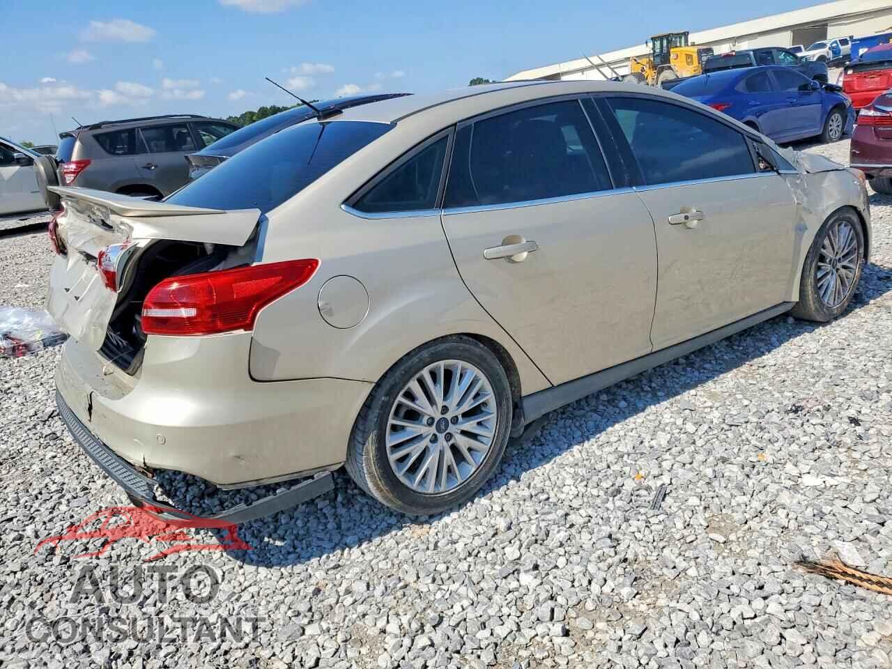 FORD FOCUS 2018 - 1FADP3J27JL252056