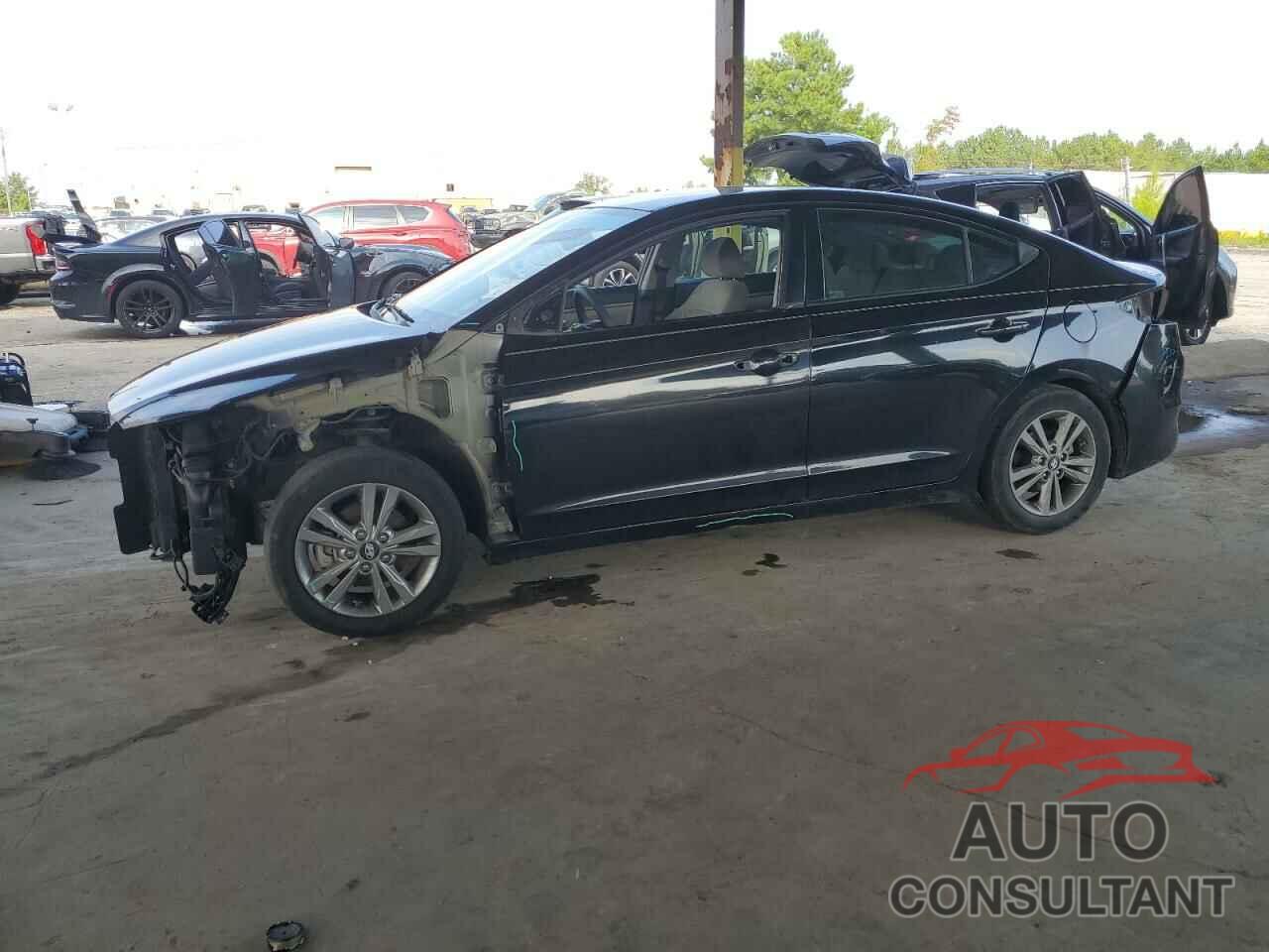 HYUNDAI ELANTRA 2018 - KMHD84LF5JU591594