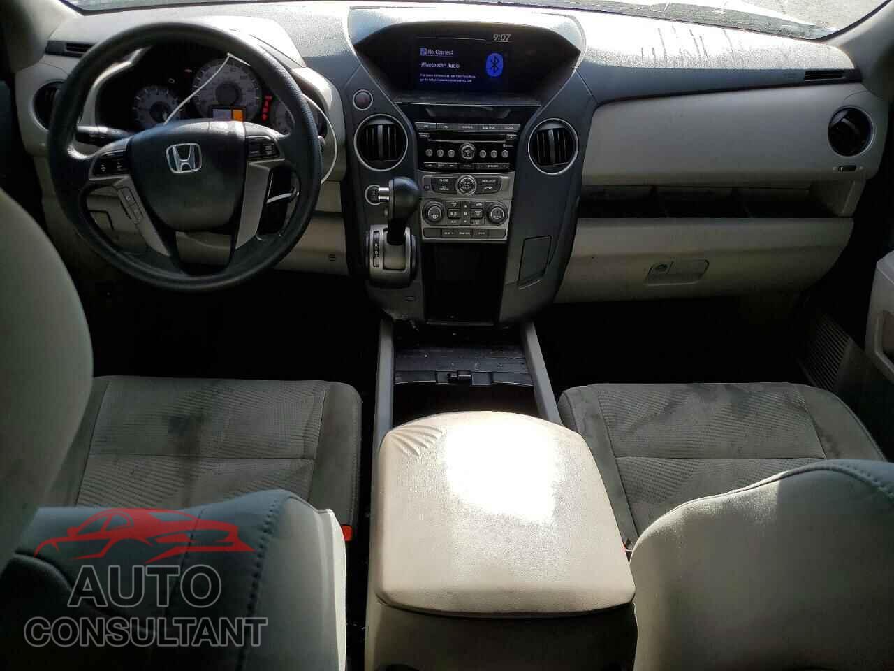 HONDA PILOT 2013 - 5FNYF4H23DB008132