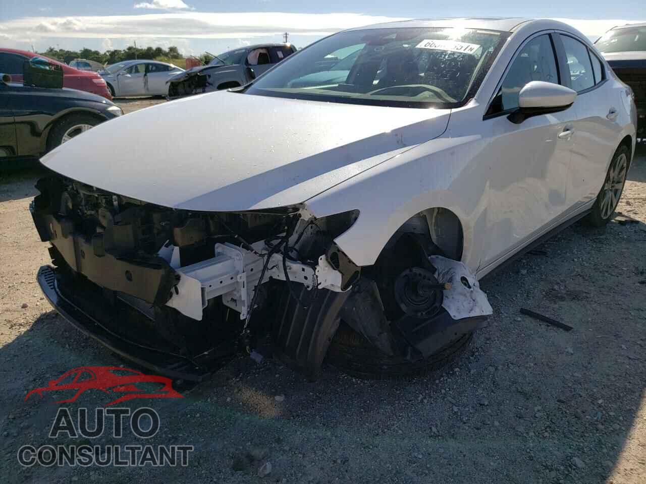MAZDA 3 2021 - 3MZBPBDL5MM200909