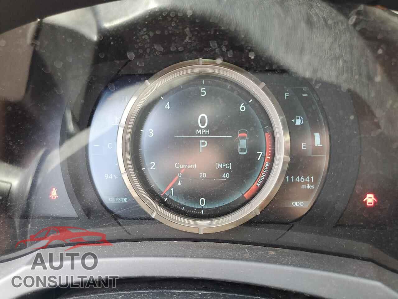 LEXUS IS 2015 - JTHCF1D24F5028830