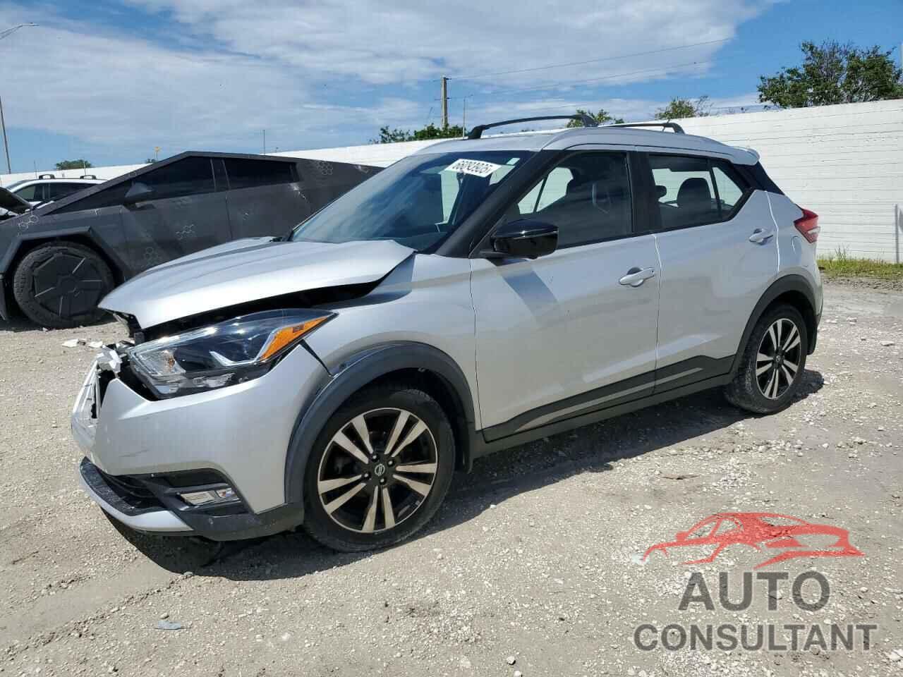 NISSAN KICKS 2019 - 3N1CP5CU6KL561347