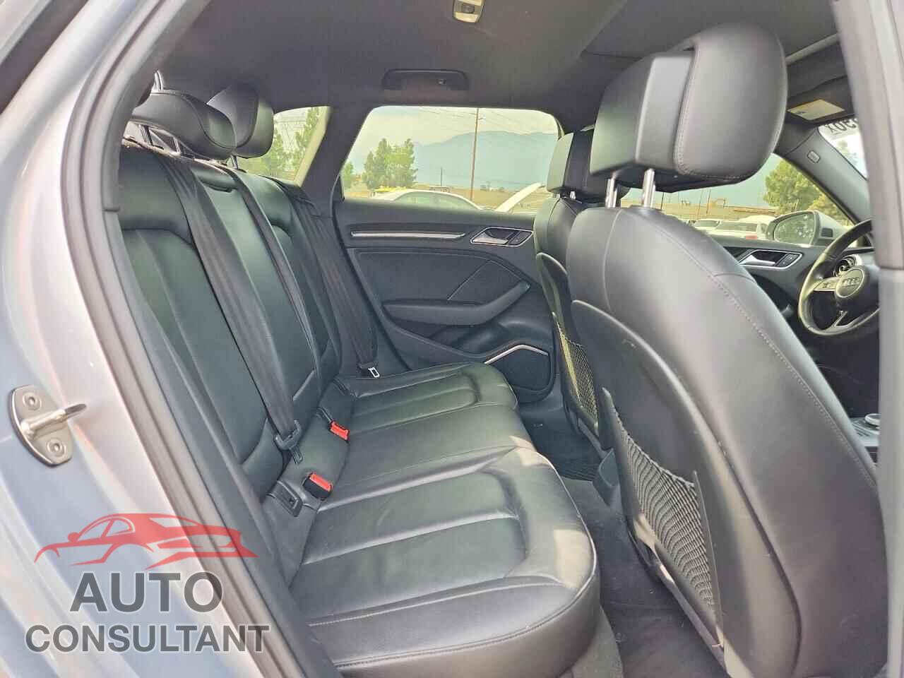 AUDI A3 2017 - WAUTPBFF6HA037962