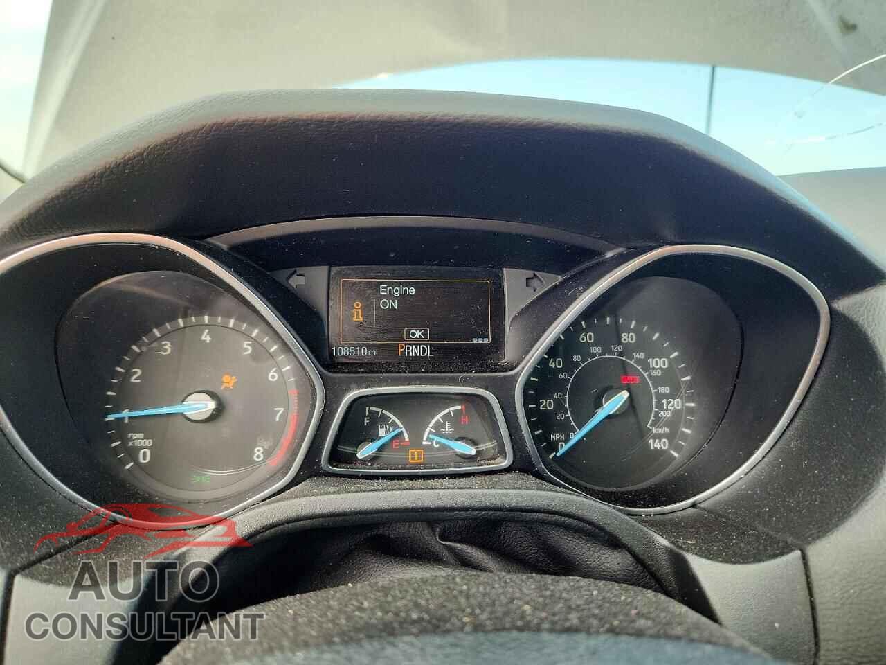 FORD FOCUS 2015 - 1FADP3F25FL311136