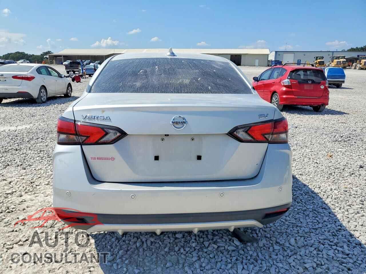 NISSAN VERSA 2020 - 3N1CN8EV2LL811570