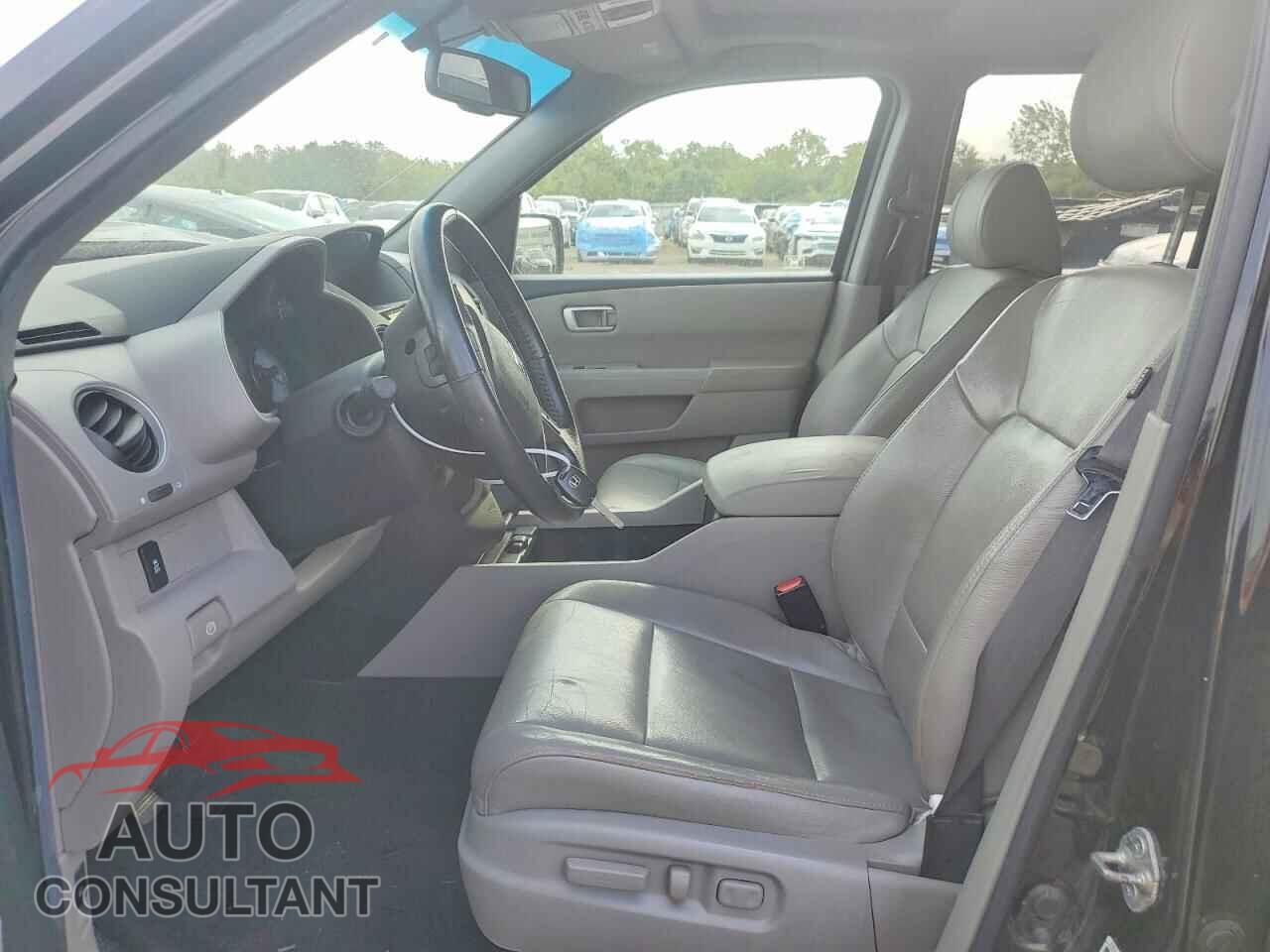 HONDA PILOT 2012 - 5FNYF4H5XCB009514