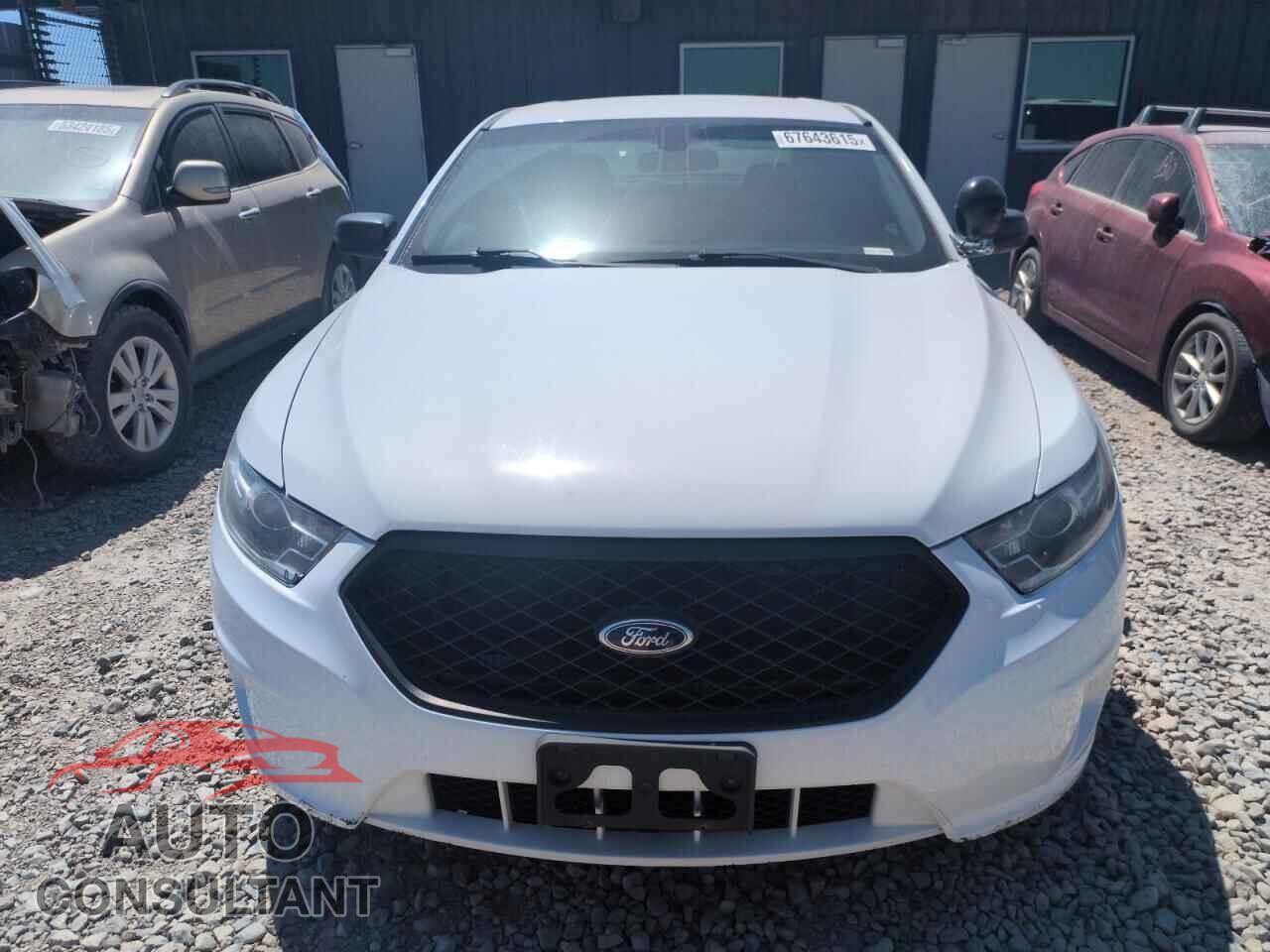 FORD TAURUS 2016 - 1FAHP2MK1GG128258