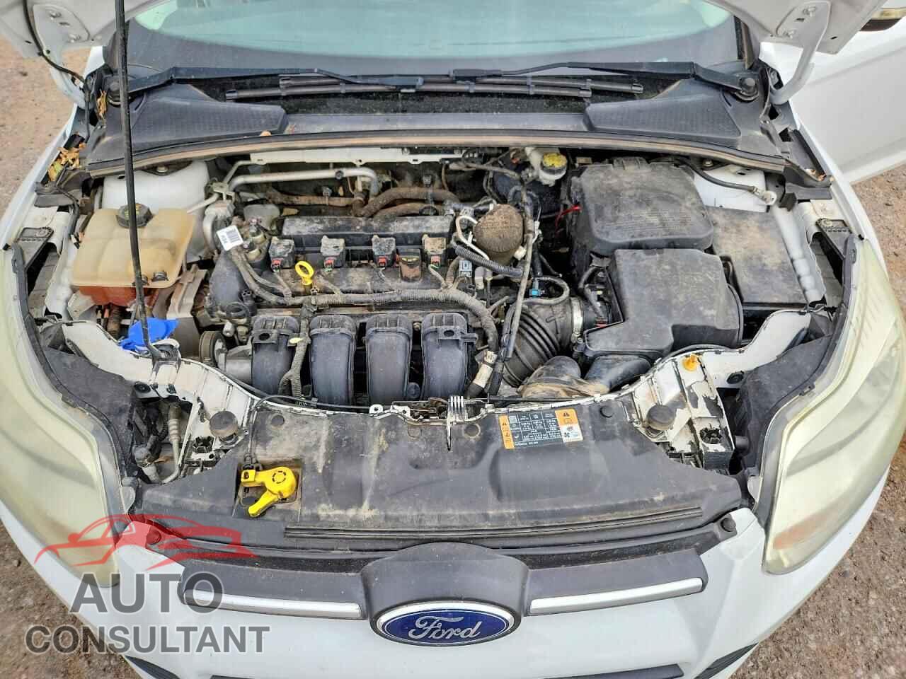 FORD FOCUS 2014 - 1FADP3K2XEL461005