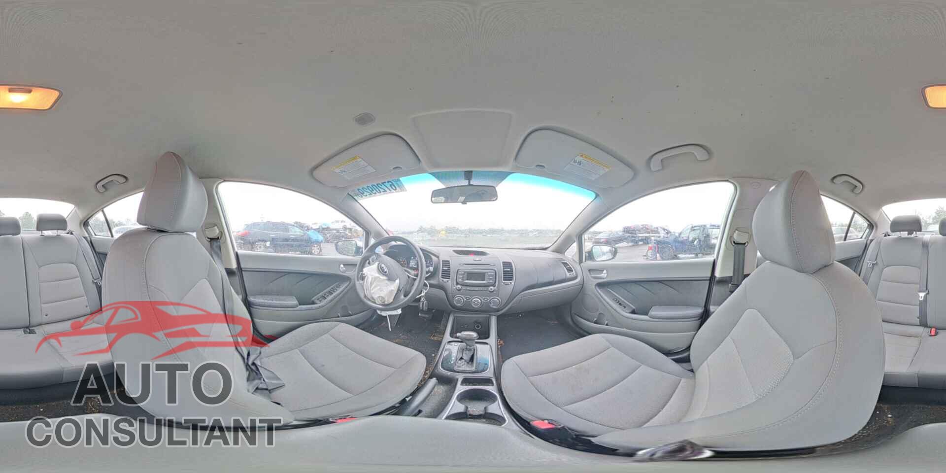 KIA FORTE 2017 - 3KPFK4A76HE077689