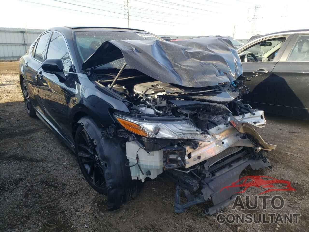 TOYOTA CAMRY 2018 - 4T1B61HKXJU114273