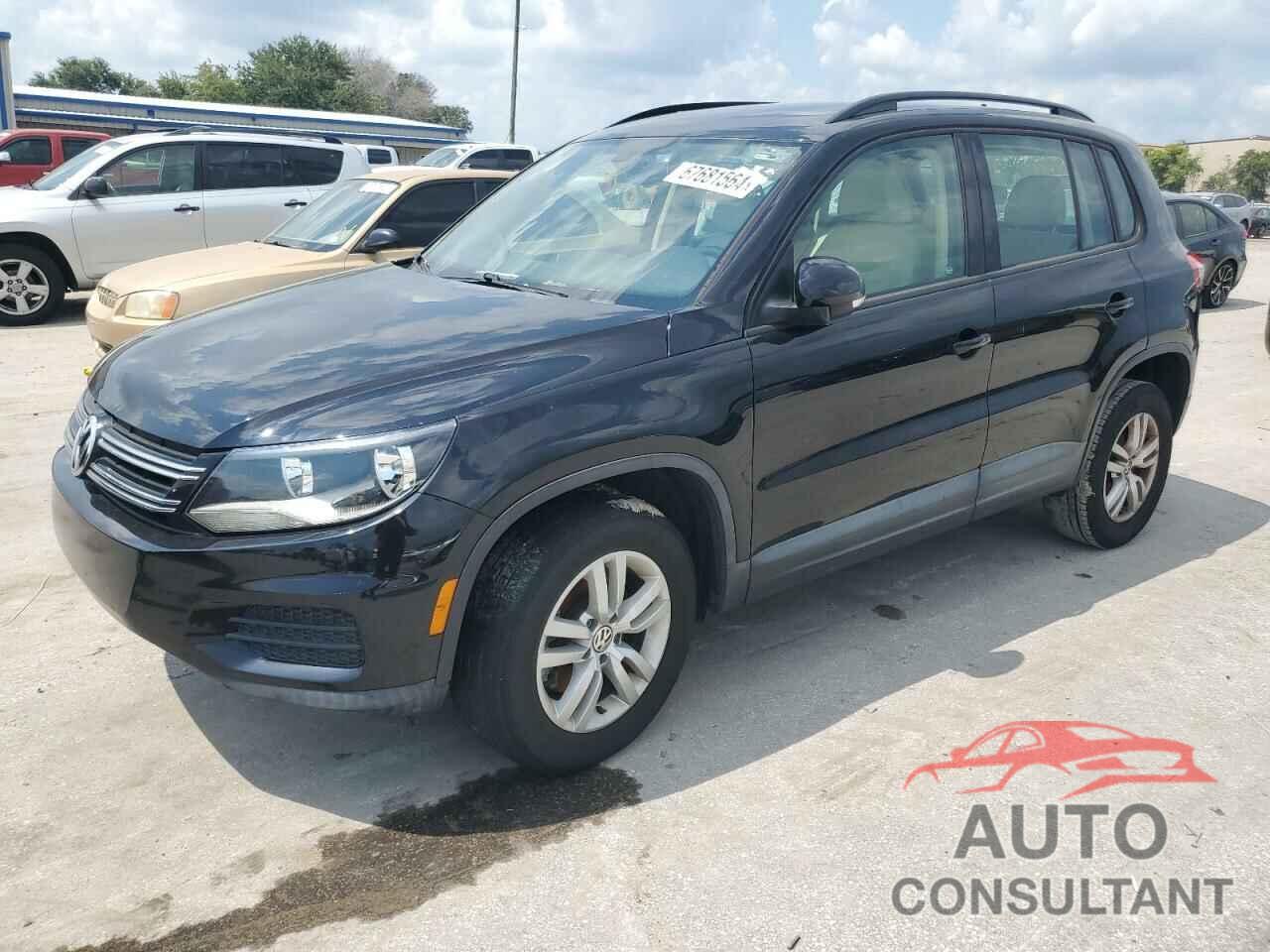 VOLKSWAGEN TIGUAN 2017 - WVGAV7AX1HK010090