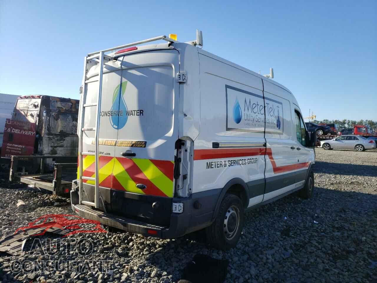 FORD TRANSIT CO 2017 - 1FTYR2CM9HKA33324