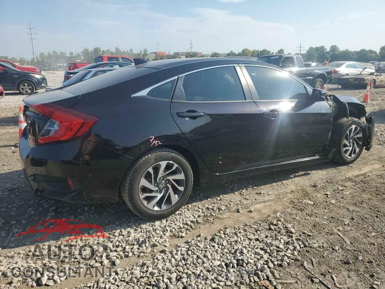 HONDA CIVIC 2017 - 19XFC2F78HE060581