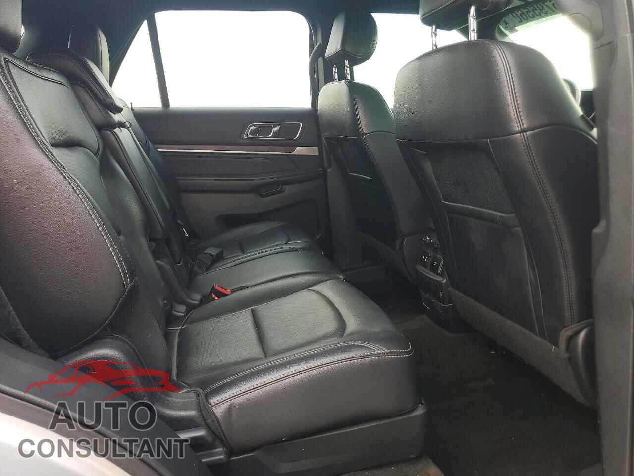 FORD EXPLORER 2017 - 1FM5K7F87HGD22090