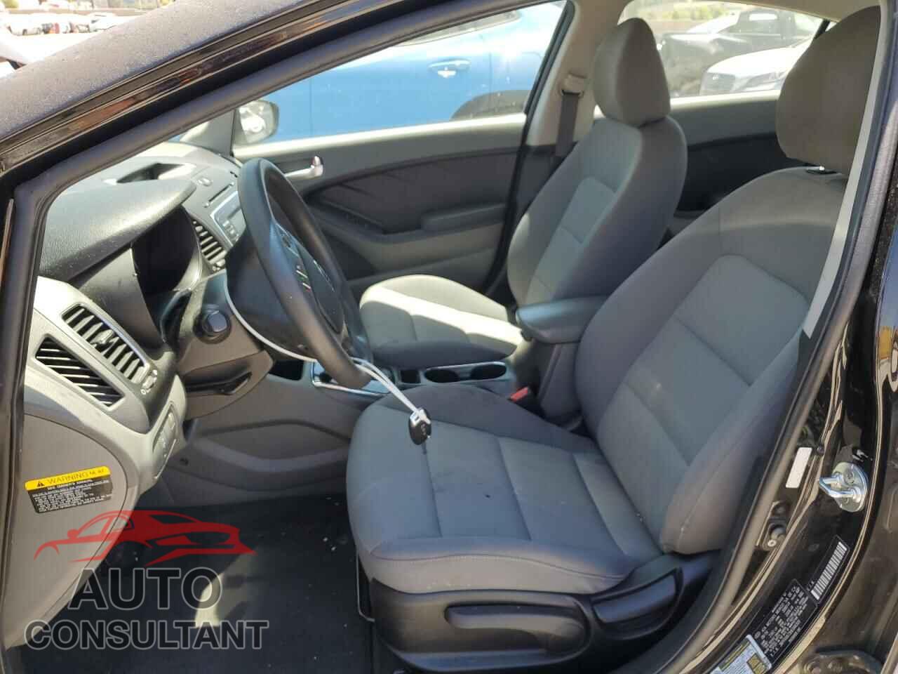 KIA FORTE 2017 - 3KPFK4A73HE044309