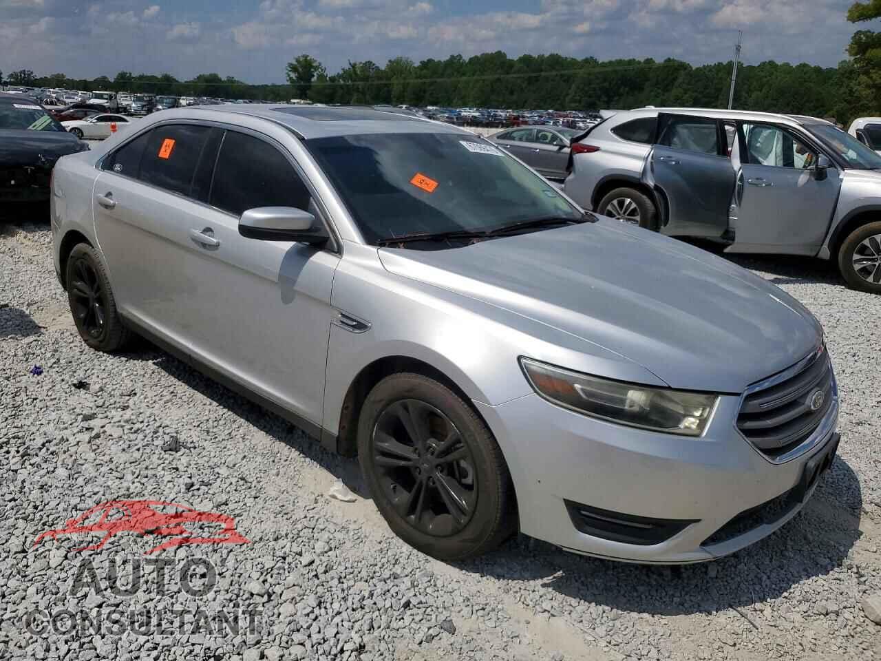 FORD TAURUS 2015 - 1FAHP2E85FG120827