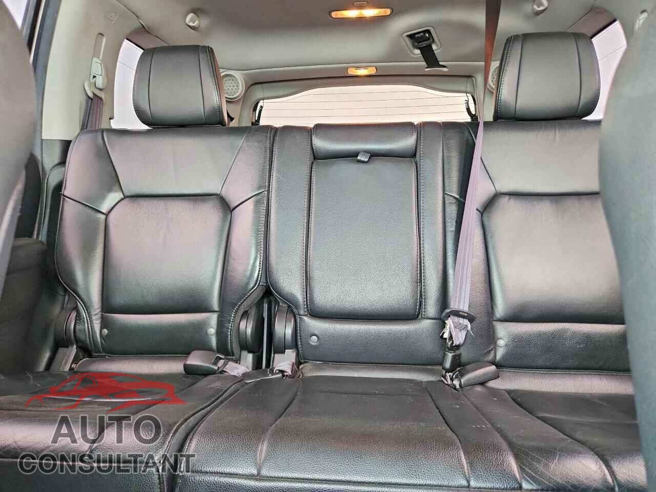 HONDA PILOT 2012 - 5FNYF4H92CB042445