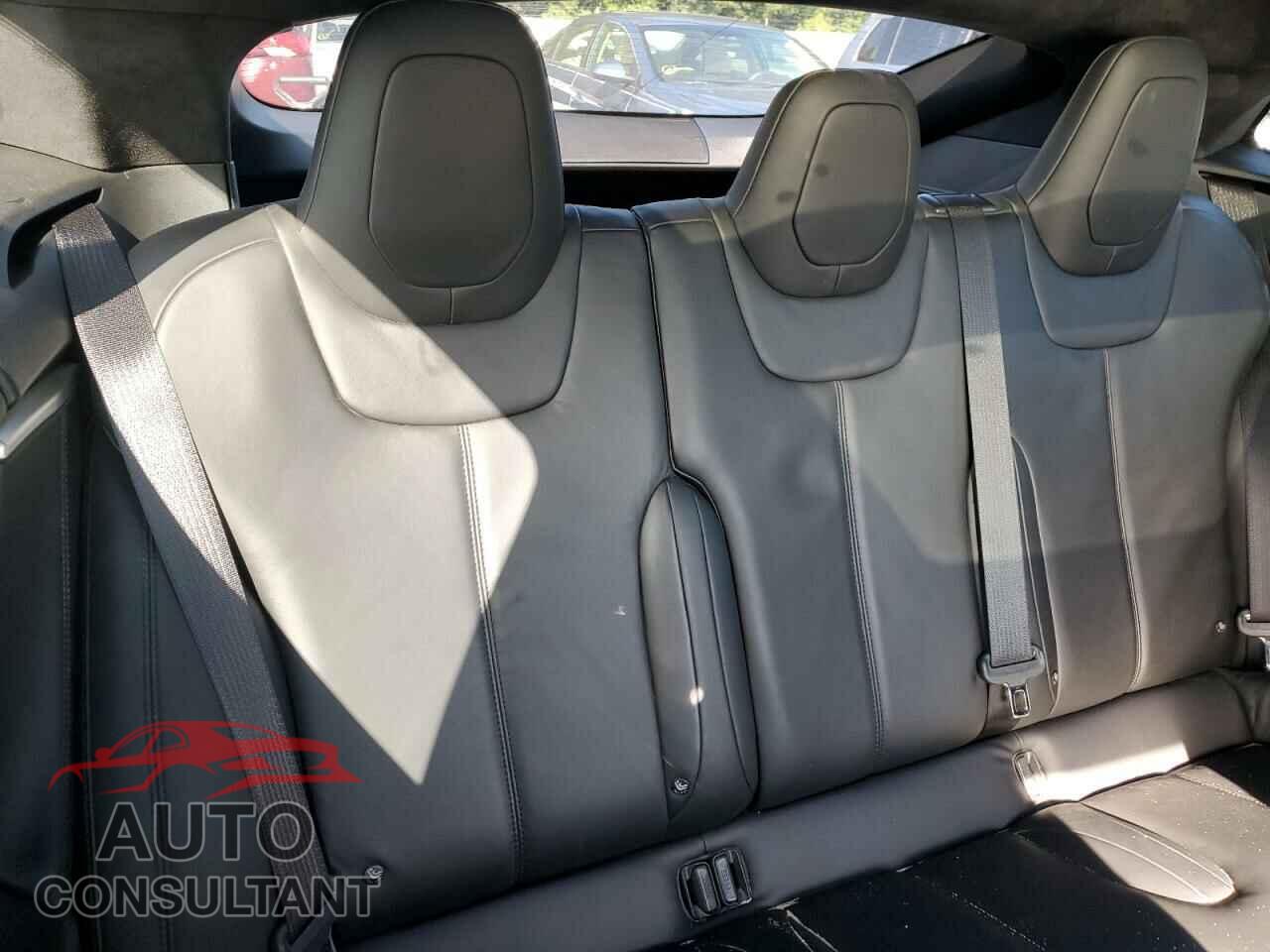 TESLA MODEL S 2016 - 5YJSA1E26GF130723