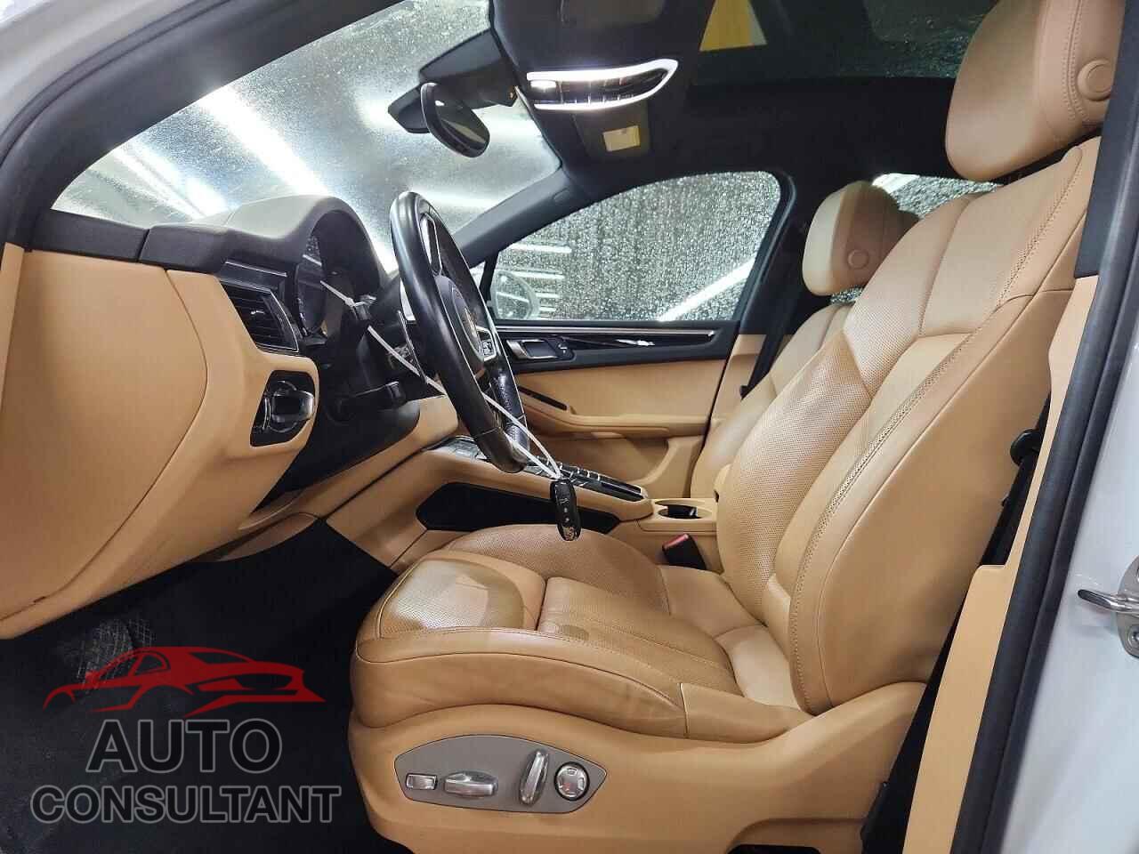 PORSCHE MACAN 2018 - WP1AA2A55JLB19250