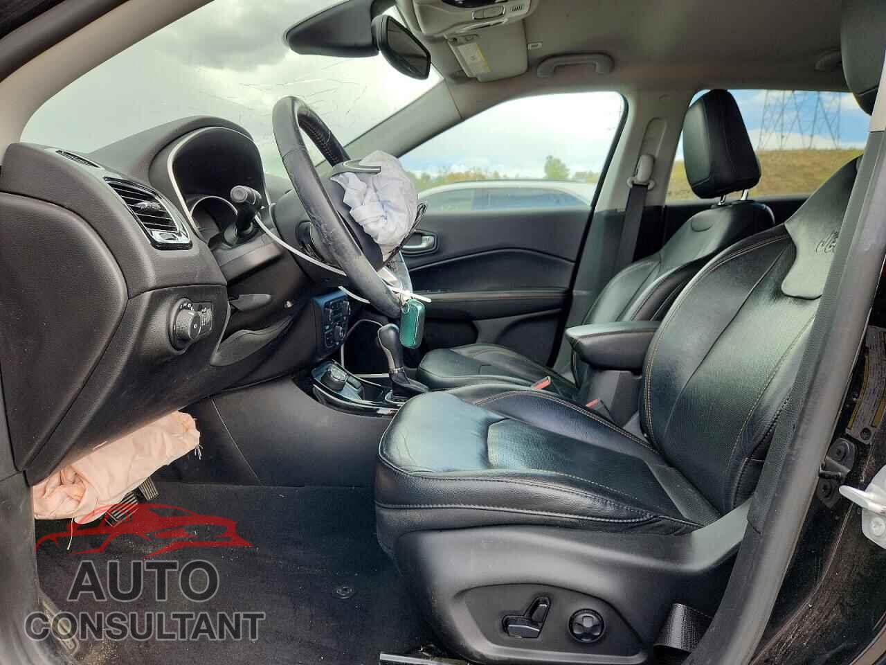 JEEP COMPASS 2018 - 3C4NJDCB7JT400875