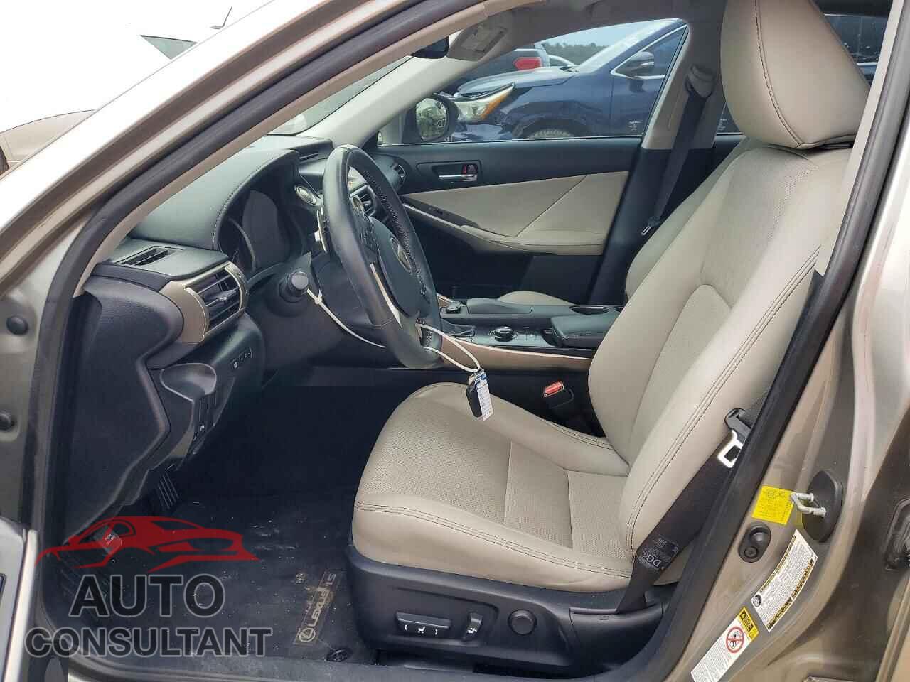 LEXUS IS 2014 - JTHBE1D2XE5006716