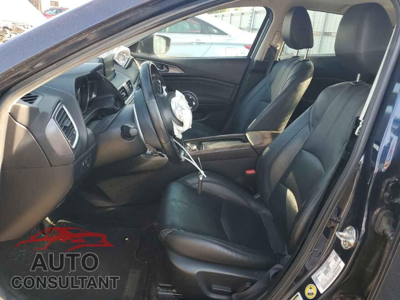 MAZDA 3 2017 - 3MZBN1W31HM138525