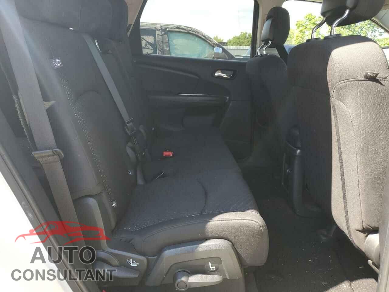 DODGE JOURNEY 2018 - 3C4PDCAB2JT520130