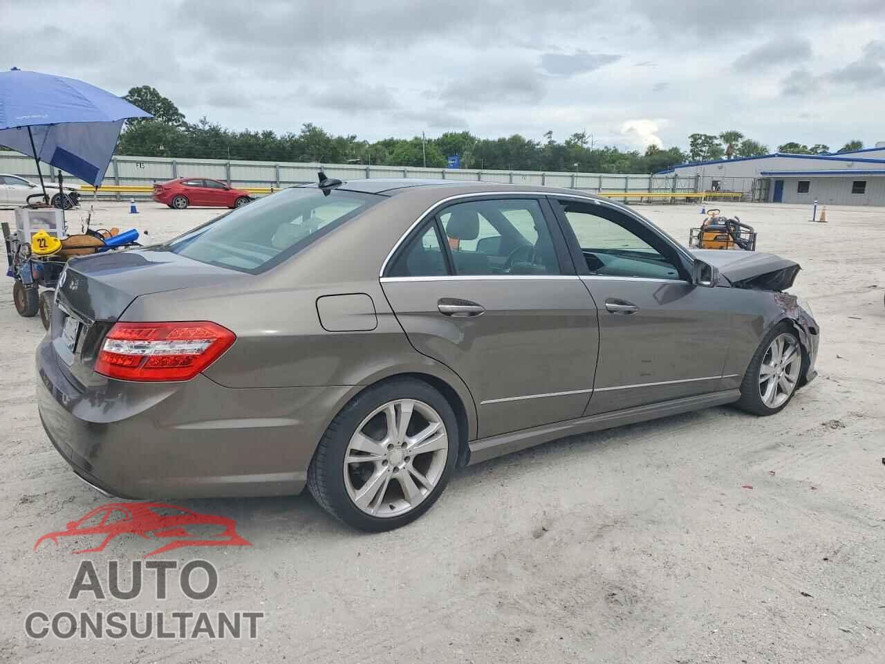 MERCEDES-BENZ E-CLASS 2013 - WDDHF5KB9DA704216