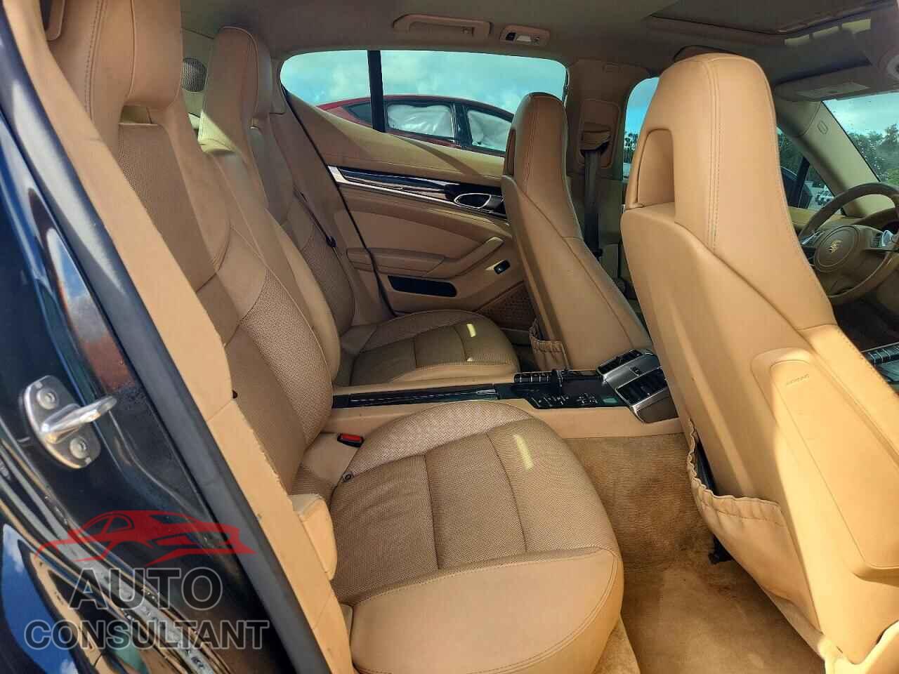 PORSCHE PANAMERA 2014 - WP0AA2A72EL011550