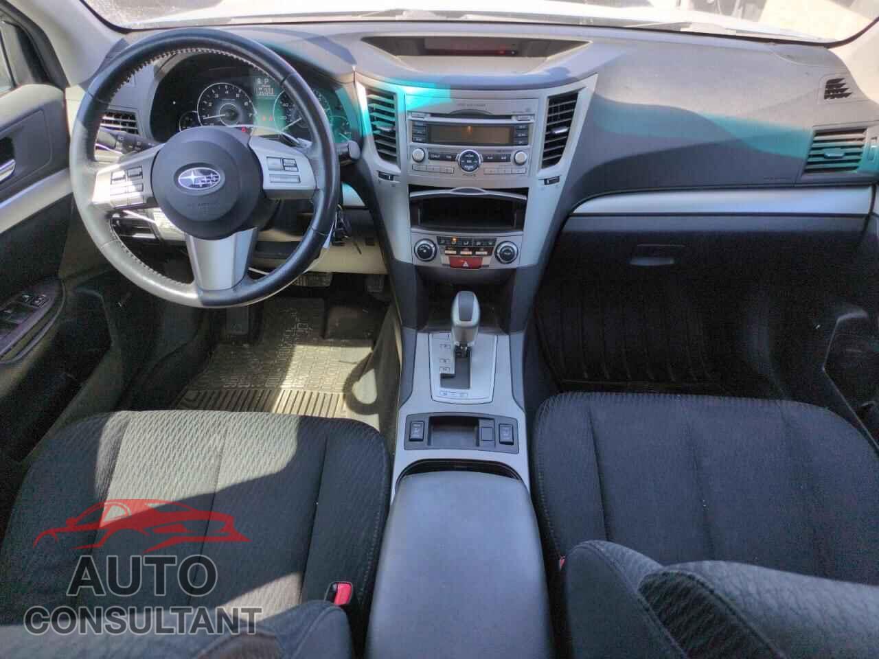 SUBARU OUTBACK 2010 - 4S4BRBFC8A3373732