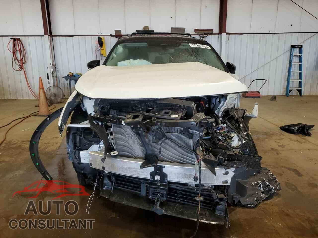NISSAN PATHFINDER 2023 - 5N1DR3CC7PC258664