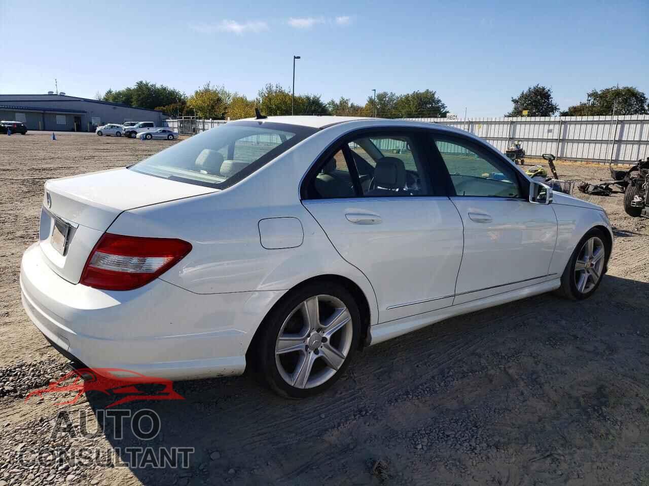 MERCEDES-BENZ C-CLASS 2011 - WDDGF5EB5BR176597