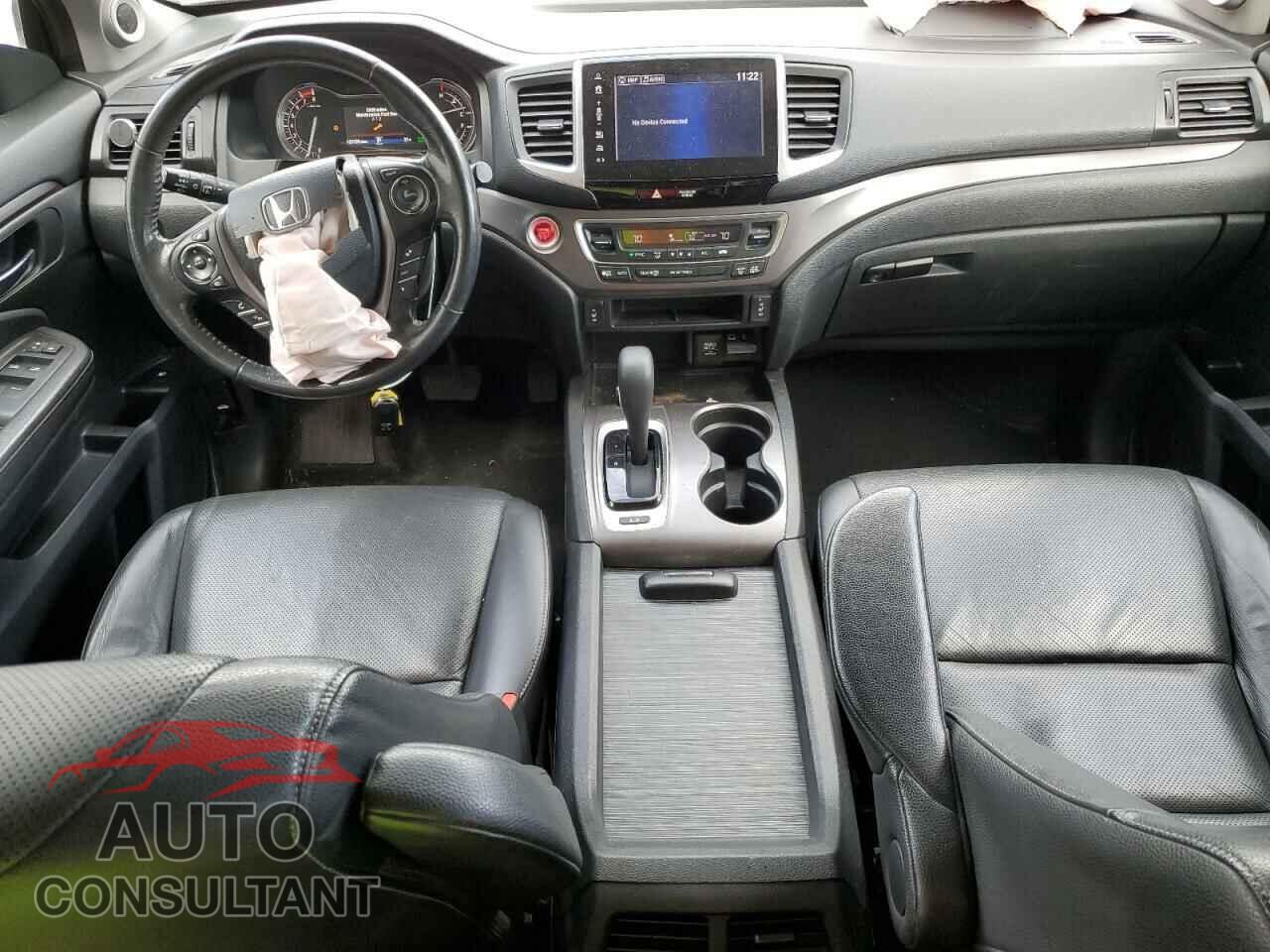 HONDA RIDGELINE 2017 - 5FPYK3F6XHB024806