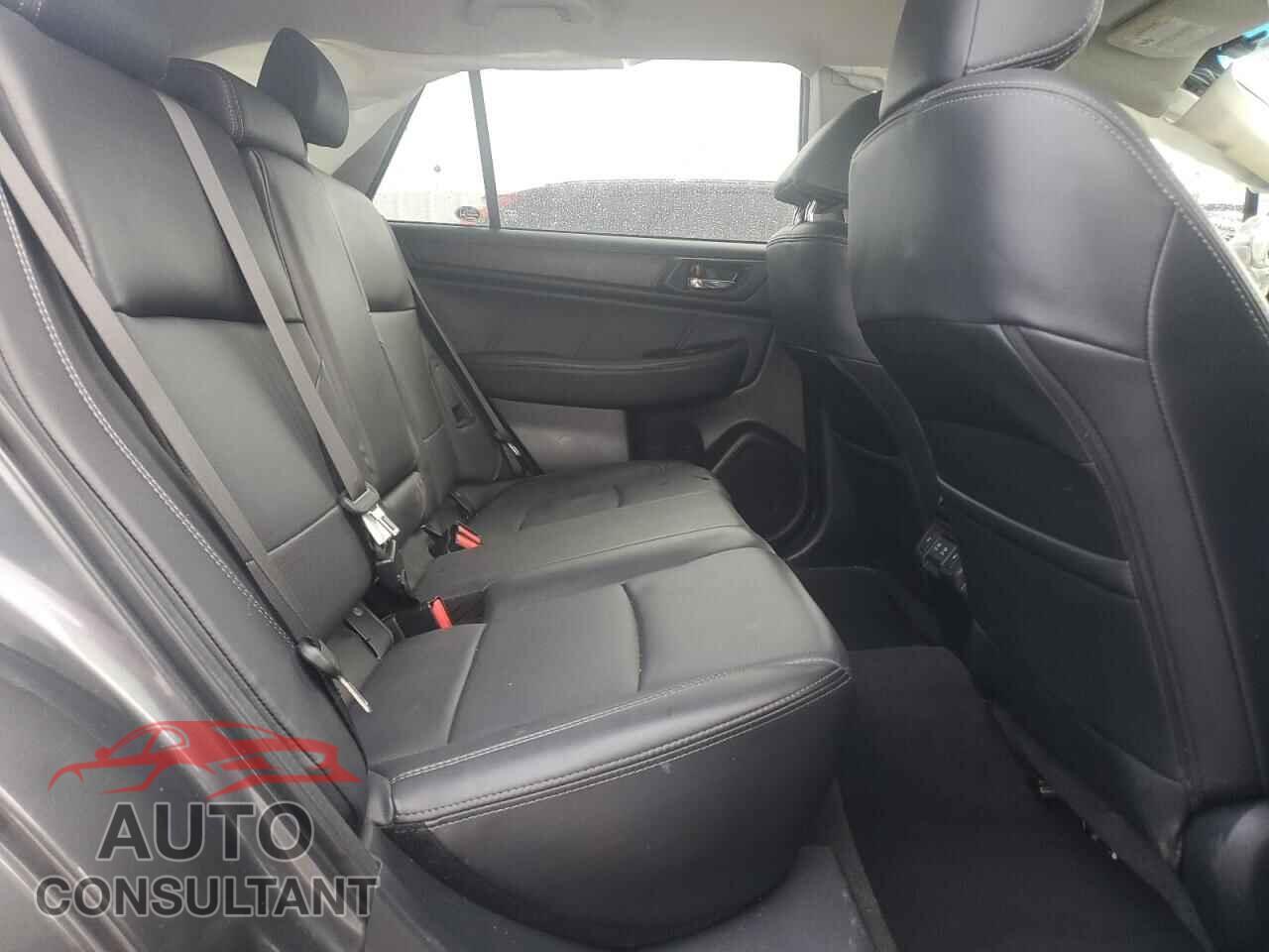SUBARU OUTBACK 2019 - 4S4BSAJC4K3350598
