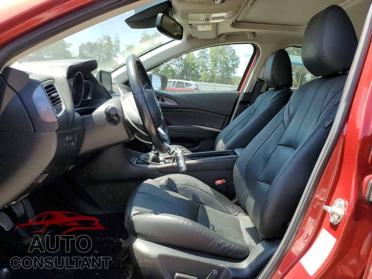 MAZDA 3 2018 - 3MZBN1M37JM189598