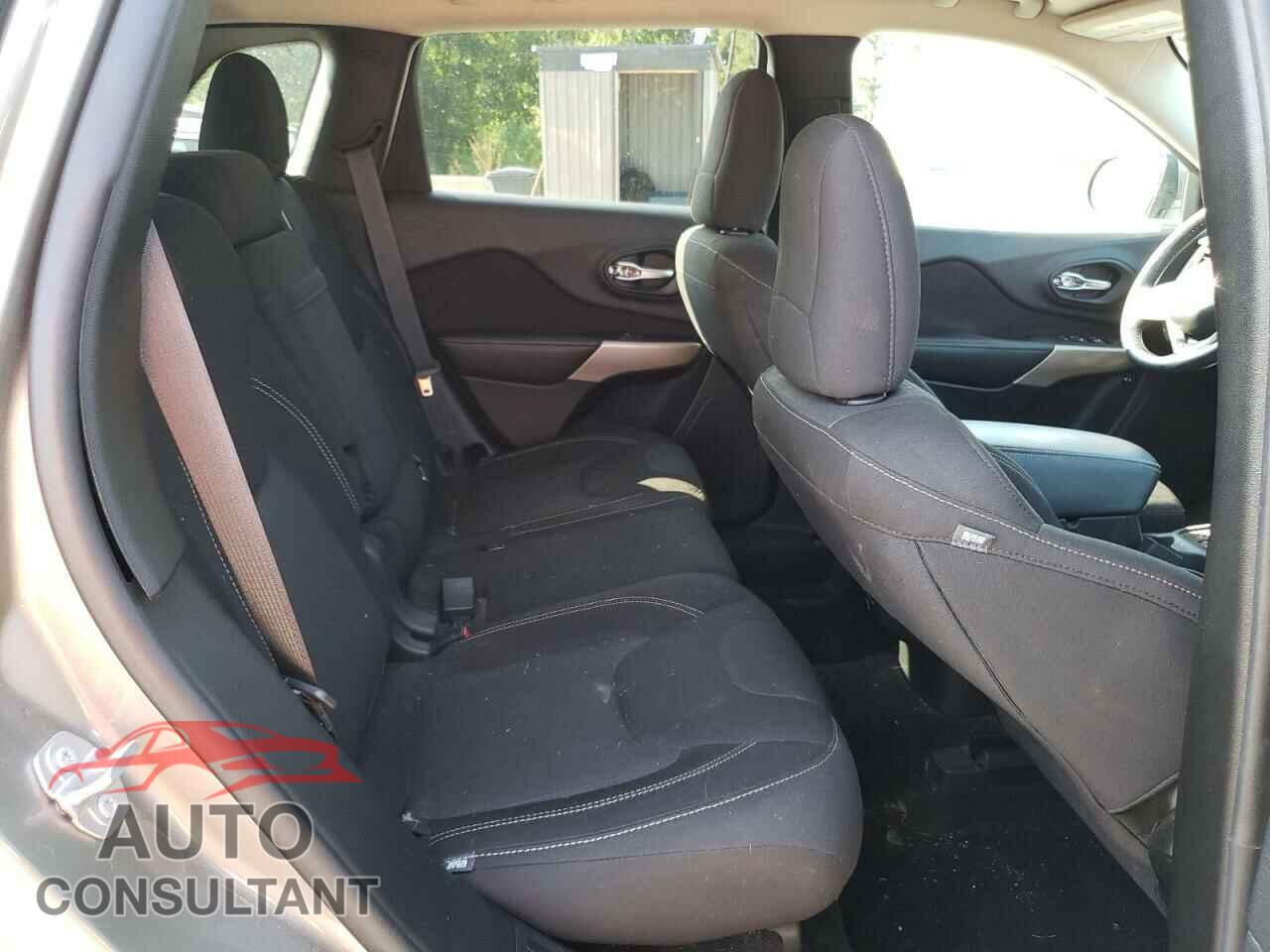 JEEP GRAND CHER 2017 - 1C4PJMCS2HW668634